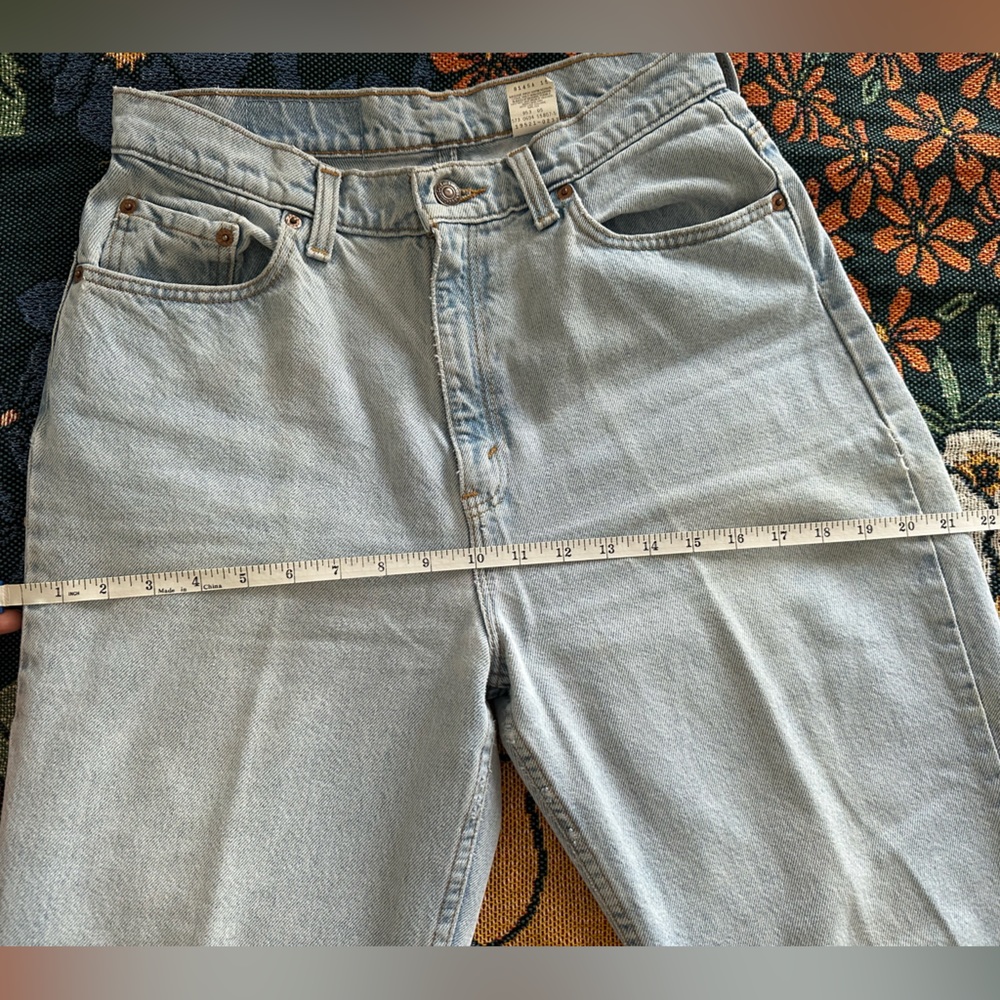 Vintage 90’s Levi’s 521 Jeans - Picture 6 of 8